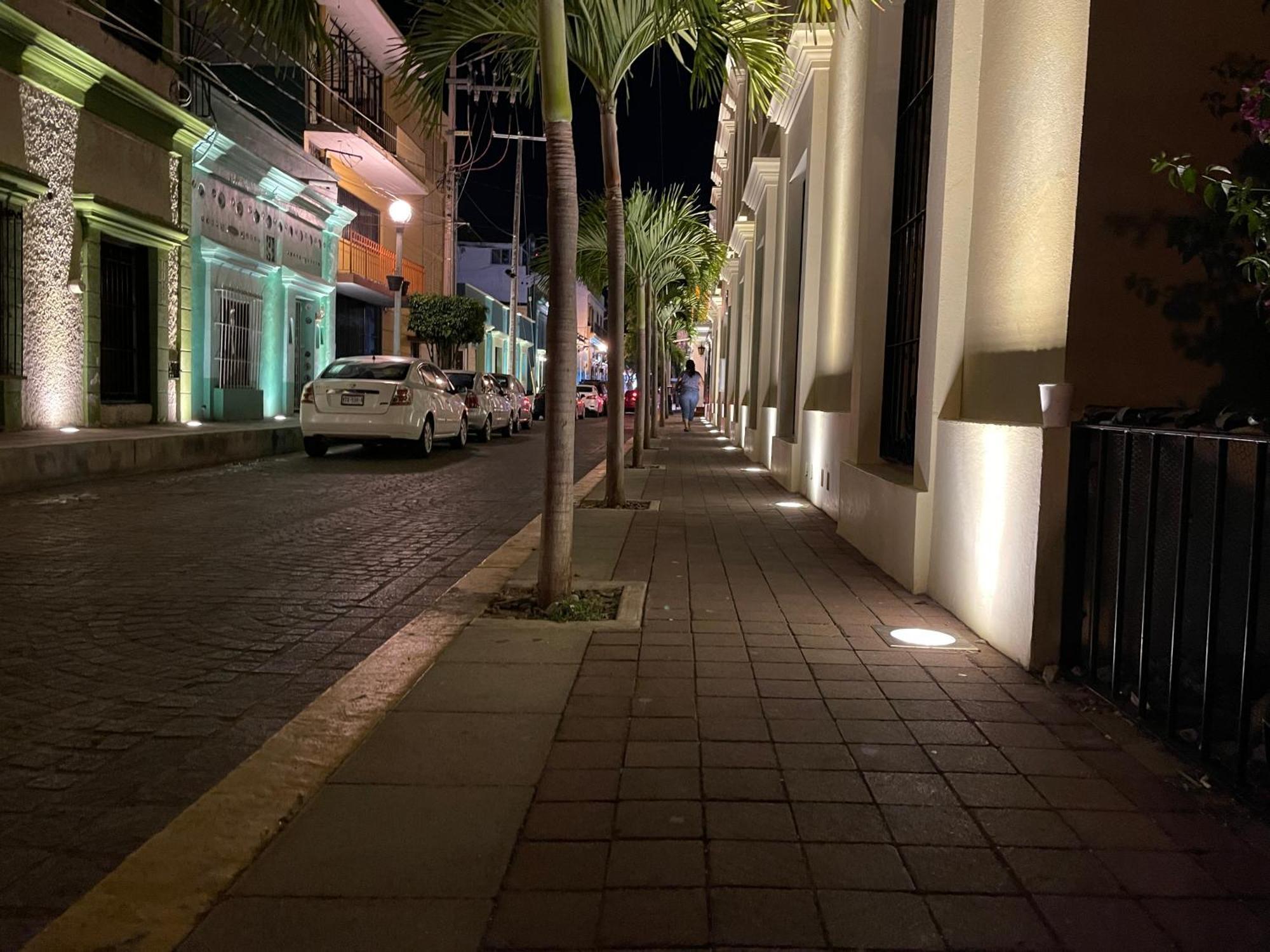 New & Comfy, 5 Star Area, Walk 2 Beach, Pool, Views, King Bed ماساتلان المظهر الخارجي الصورة